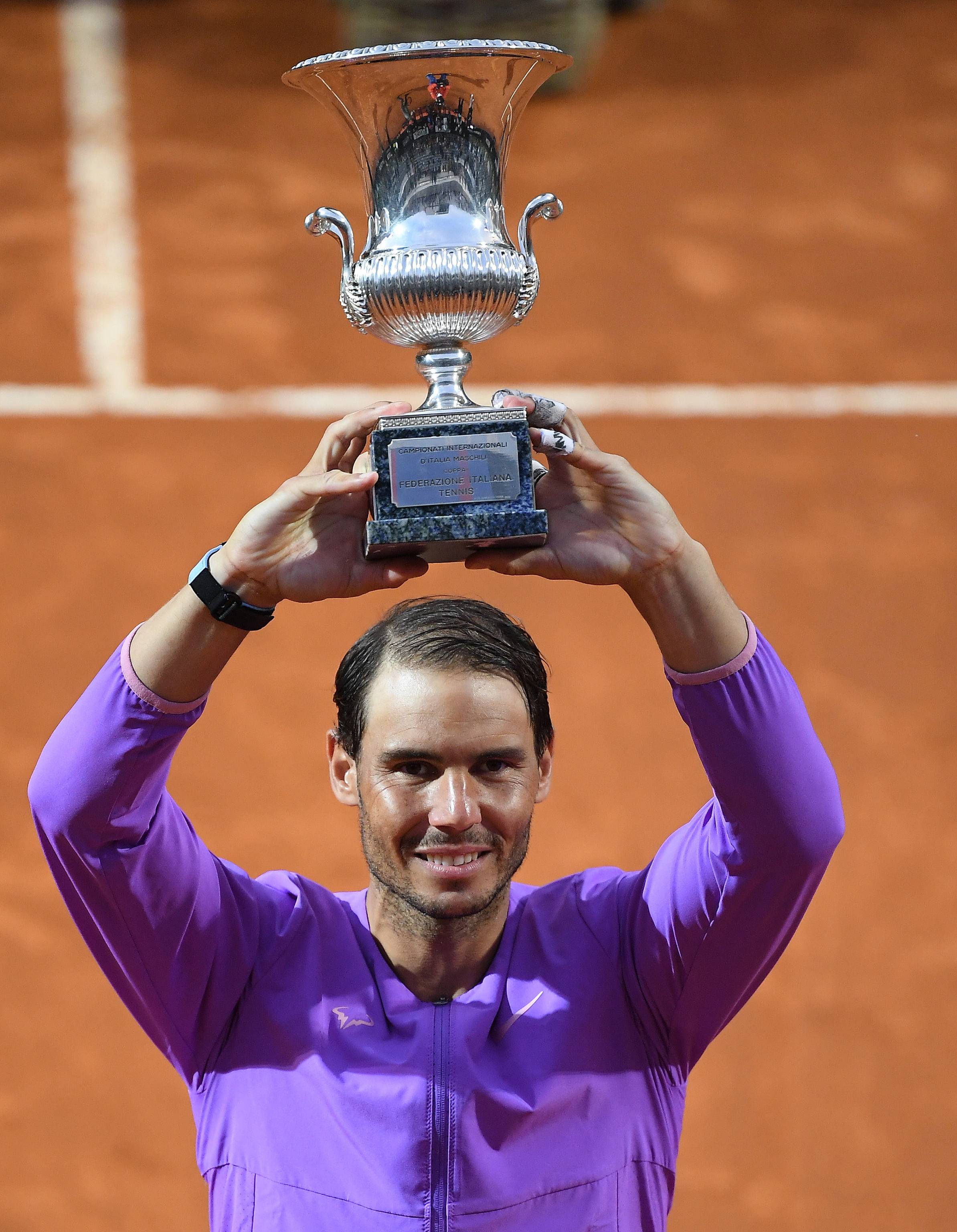 开云手机登录入口-关于纳达尔在湖人比赛中比赛局势复杂,锐不可当引发热议!的信息